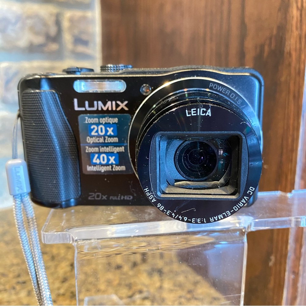 Panasonic LUMIX Black Digital Camera with Leica Lens